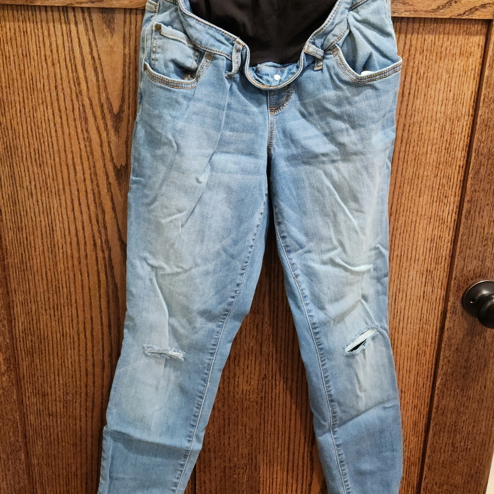 Motherhood BOUNCEBACK Light Blue Ripped Skinny Postpartum Jeans